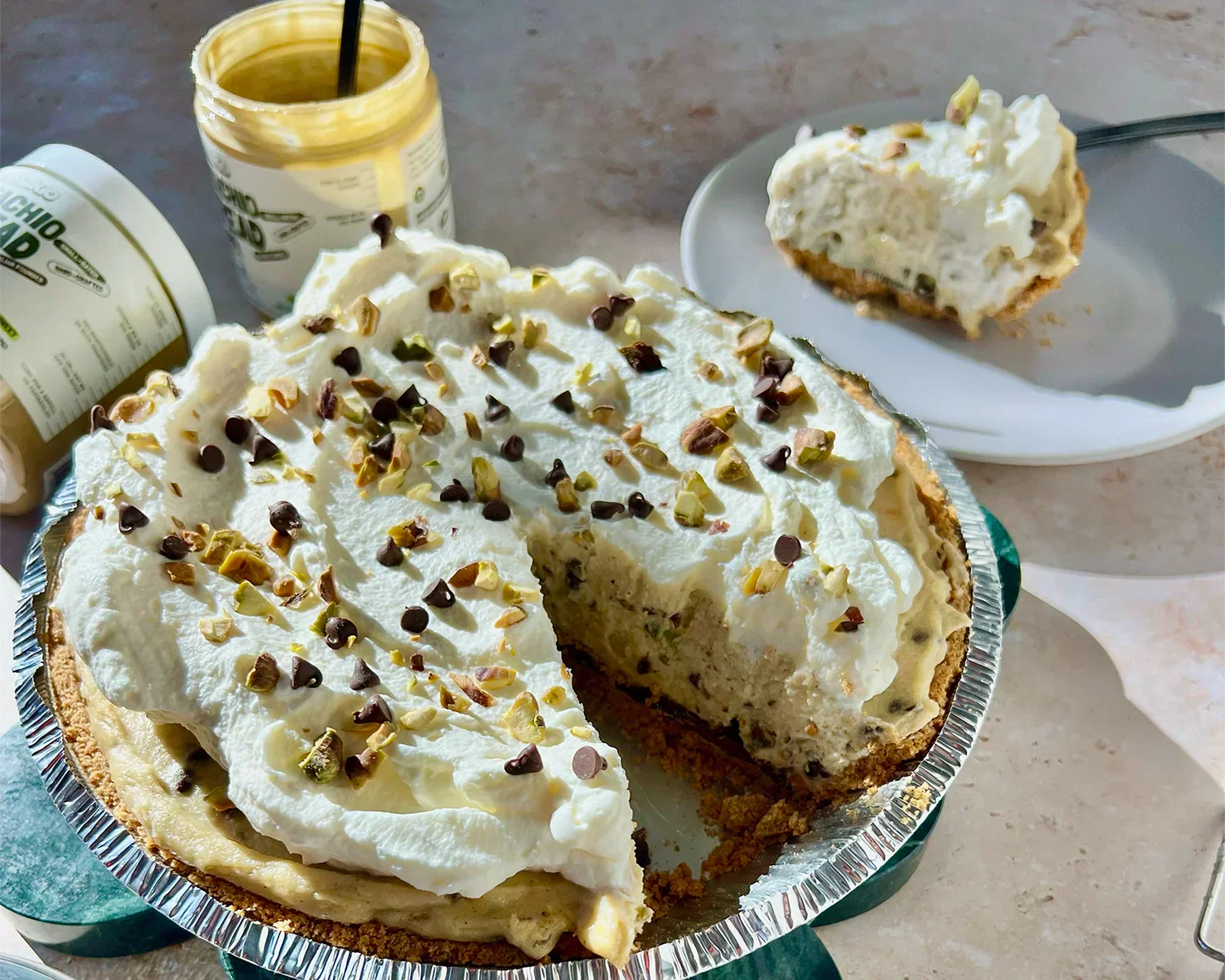 pistachio cannoli pie