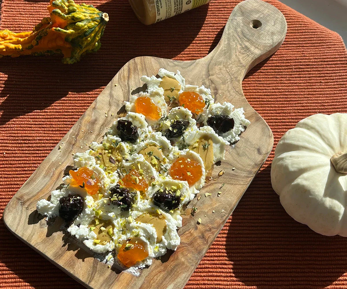 HOLIDAY CHEESE BOARD