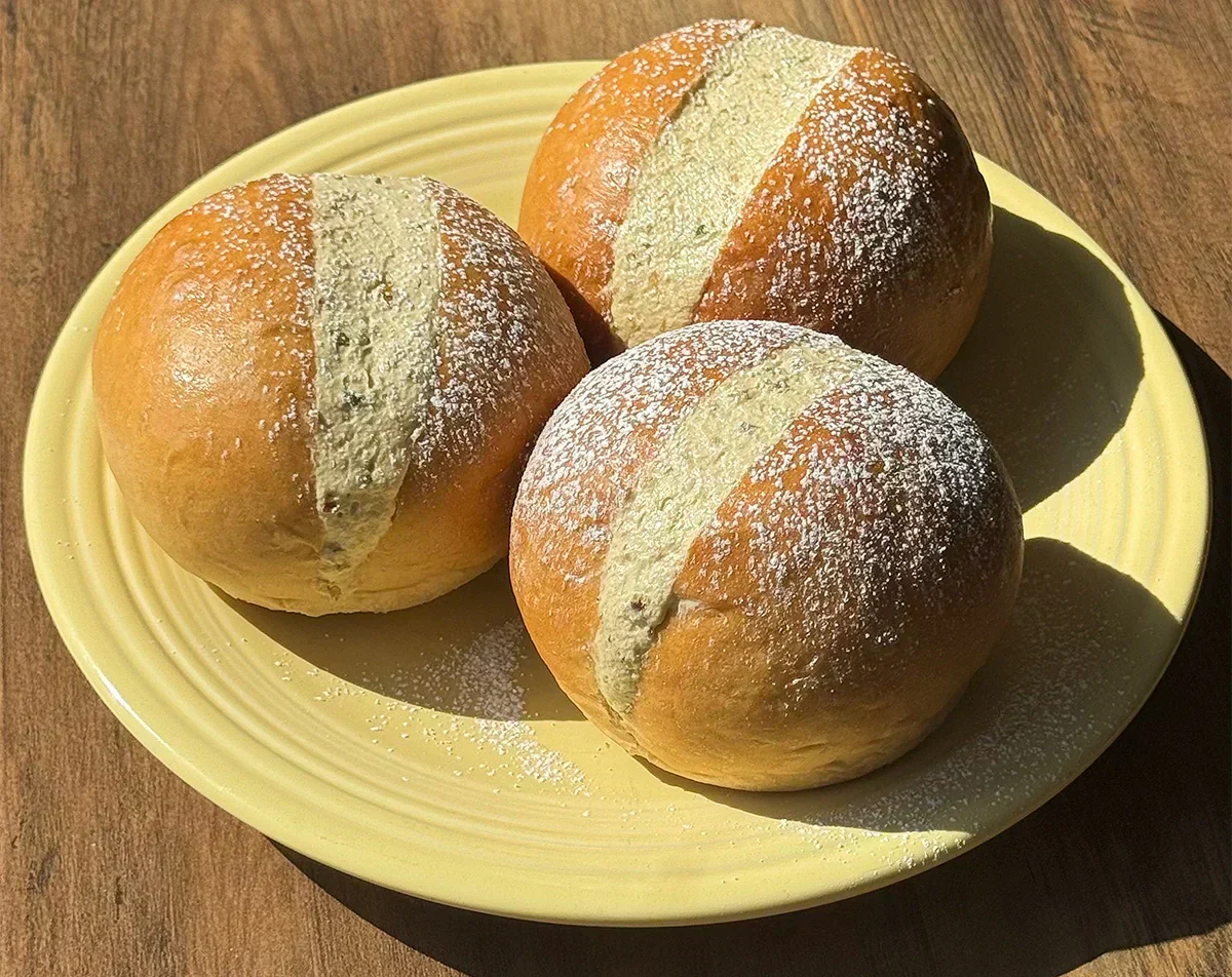 PISTACHIO CREAM MARITOZZI