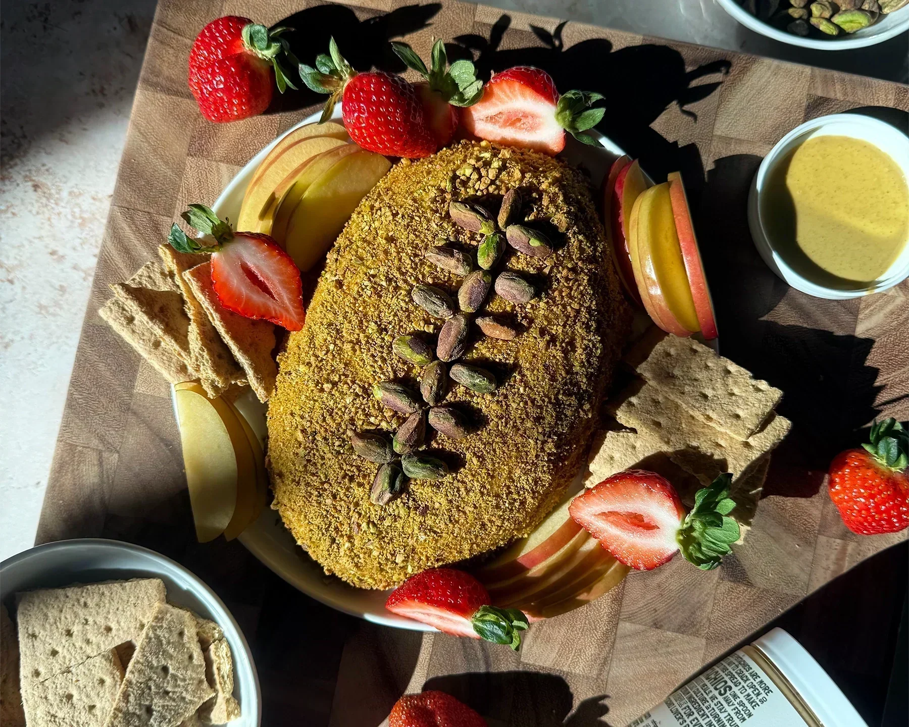 cheese football, game day appetizer, party snacks, tiramisu, pistachio, sweet recipe