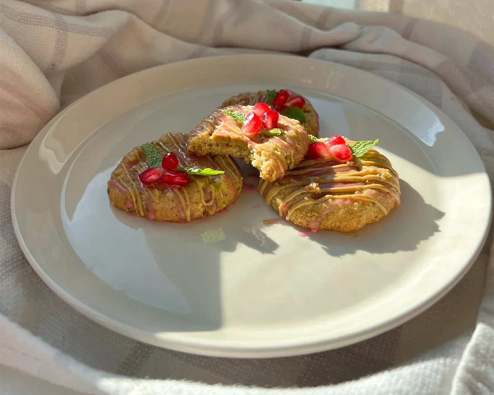 pistachio shortbread thumbprint cookies christmas